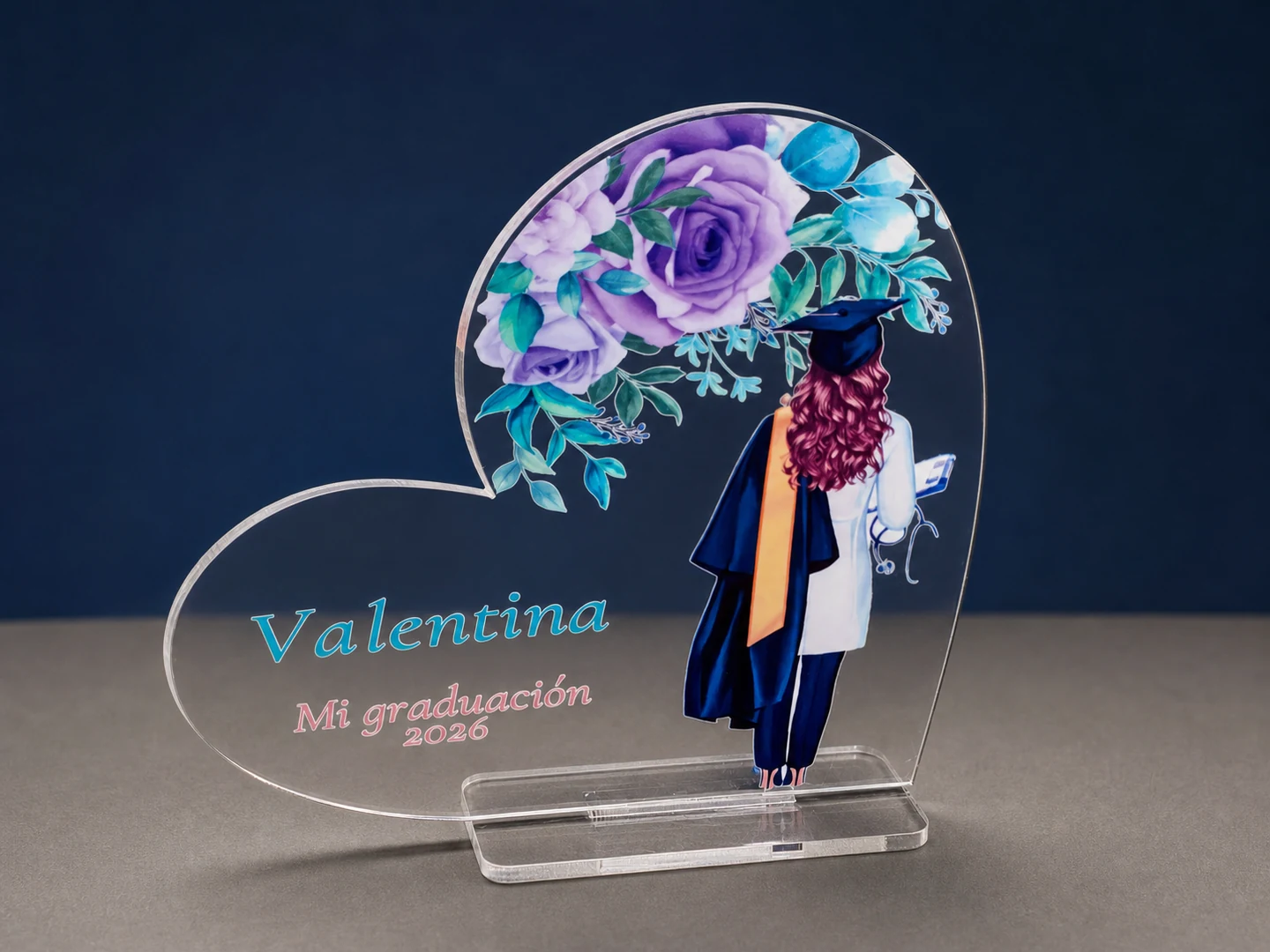 Placa de graduación en acrílico transparente con diseño floral personalizado